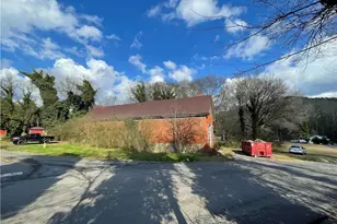 398 New Hermitage Rd NE, Rome, GA 30161 - Photo 1