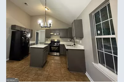 3917 Creek Shoals Lane, Ellenwood, GA 30294 - Photo 2