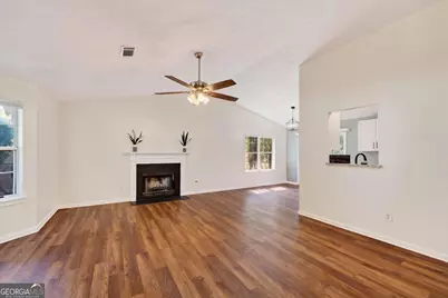 2558 Candlewood Way, Lawrenceville, GA 30044 - Photo 6