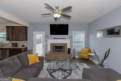 6050 Prodigy Lane, Locust Grove, GA 30248 - Photo 4