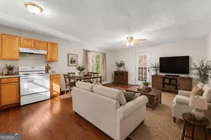 515 Wood Sorrel Ln, Clayton, GA 30525 - Photo 4