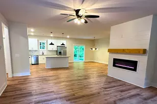 253 Stonebrook Pl, Lavonia, GA 30553 - Photo 4
