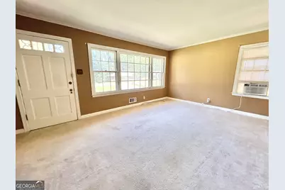 1306 Greenview Drive, Griffin, GA 30224 - Photo 4