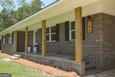 106 Pinehurst Drive, Blackshear, GA 31516 - Photo 2