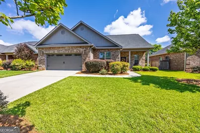 121 Alexis Way, Byron, GA 31008 - Photo 1