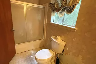 8318 Magnolia Dr, Jonesboro, GA 30238 - Photo 12