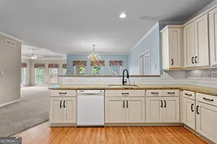 155 Biltmore Dr, Fayetteville, GA 30214 - Photo 10