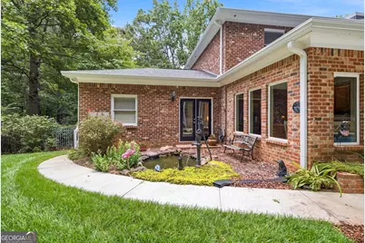661 Wellington Drive, Winder, GA 30680 - Photo 2