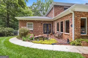 661 Wellington Dr, Winder, GA 30680 - Photo 2
