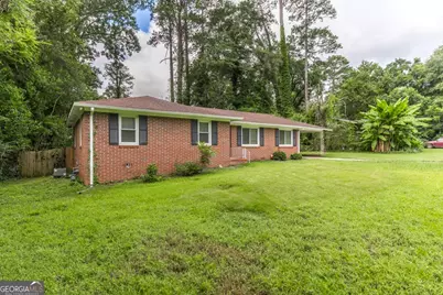 1049 Newport Road, Macon, GA 31210 - Photo 8