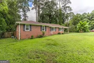 1049 Newport Rd, Macon, GA 31210 - Photo 8