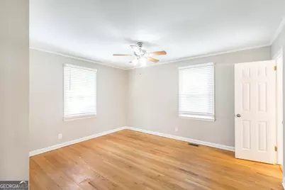 1049 Newport Road, Macon, GA 31210 - Photo 16