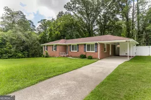1049 Newport Rd, Macon, GA 31210 - Photo 2