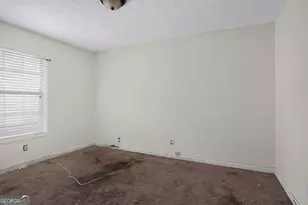 6409 Eastbriar Dr, Lithonia, GA 30058 - Photo 12