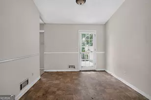 6409 Eastbriar Dr, Lithonia, GA 30058 - Photo 8