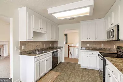 871 Jefferson Walk Circle, Jefferson, GA 30549 - Photo 12