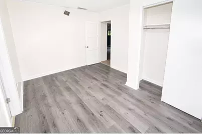 541 W Lake Avenue NW, Atlanta, GA 30318 - Photo 24