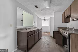 5356 Kristian Ct, Stone Mountain, GA 30088 - Photo 12