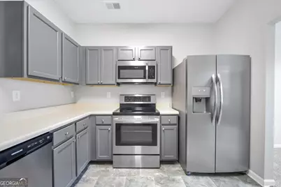 2626 Parrish Court, Lithonia, GA 30038 - Photo 10
