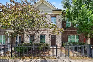 898 Westmoreland Circle Northwest, Atlanta, GA 30318 - Photo 2