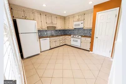 2868 Country Lane NW, Kennesaw, GA 30152 - Photo 4