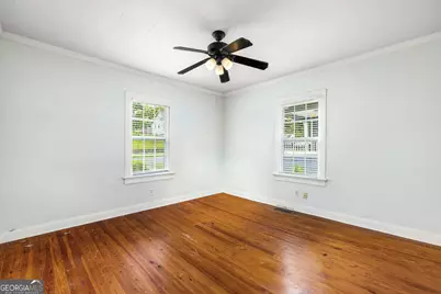 1849 Grove Avenue, East Point, GA 30344 - Photo 6