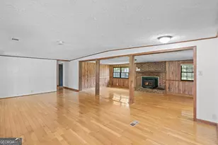 176 Midland St, Williamson, GA 30292 - Photo 12
