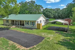 176 Midland St, Williamson, GA 30292 - Photo 6