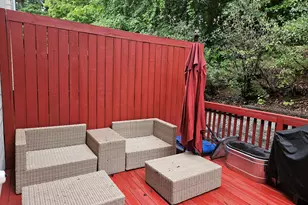 1812 Dunrobin Dr SE, Smyrna, GA 30082 - Photo 16