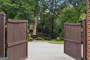 12 Arc Way NE, Atlanta, GA 30305 - Photo 34