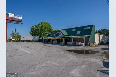 2023 Memorial Drive, Waycross, GA 31501 - Photo 14
