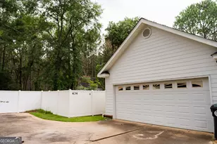 434 E Gate Dr, Thomasville, GA 31757 - Photo 12