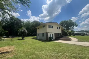 86 Rosewood Dr, Trenton, GA 30752 - Photo 2