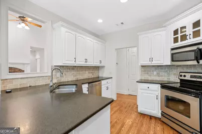 95 Lyndhurst Way, Sharpsburg, GA 30277 - Photo 20