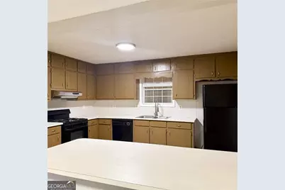 524 Julius Drive, Stone Mountain, GA 30087 - Photo 6