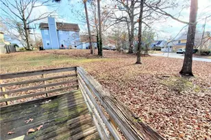 524 Julius Dr, Stone Mountain, GA 30087 - Photo 14