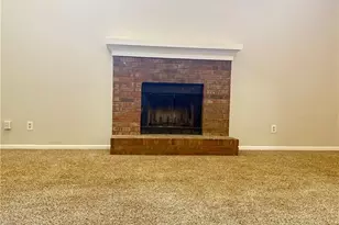 524 Julius Dr, Stone Mountain, GA 30087 - Photo 8