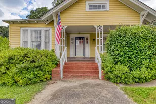 464 Sargent Main St, Newnan, GA 30263 - Photo 2