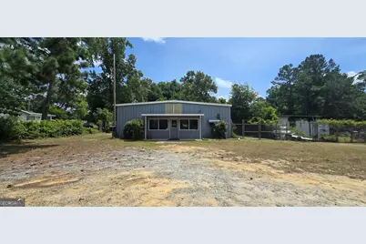 307 Saxon Street, Dublin, GA 31021 - Photo 2