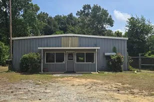 307 Saxon St, Dublin, GA 31021 - Photo 1