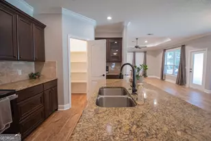 128 Brookshire Ct, Kingsland, GA 31548 - Photo 10