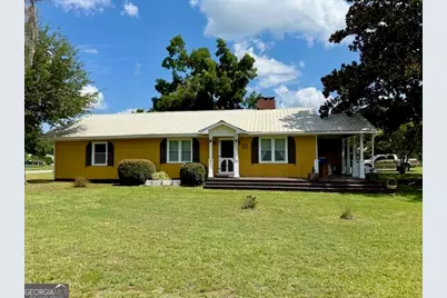 301 E Willow Lake Drive, Metter, GA 30439 - Photo 1