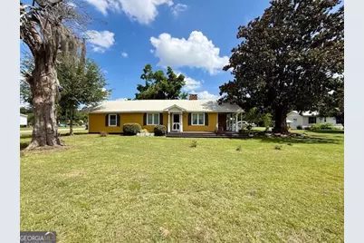 301 E Willow Lake Drive, Metter, GA 30439 - Photo 2