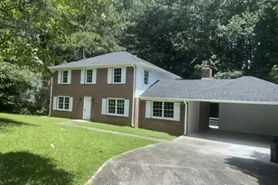 2910 Knollwood Trail, East Point, GA 30344 - Photo 1