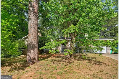 4070 Chimney Ridge Way, Ellenwood, GA 30294 - Photo 2