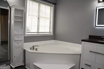 5932 Homestead Circle, Rex, GA 30273 - Photo 12