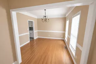 825 Stone Glen Ct, McDonough, GA 30252 - Photo 4