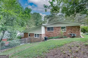 801 Marstevan Dr NE, Atlanta, GA 30306 - Photo 10