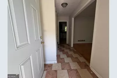 221 Lucan Way, Riverdale, GA 30274 - Photo 22