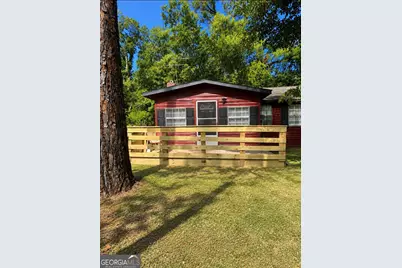 208 S Seymore Street, Quitman, GA 31643 - Photo 1